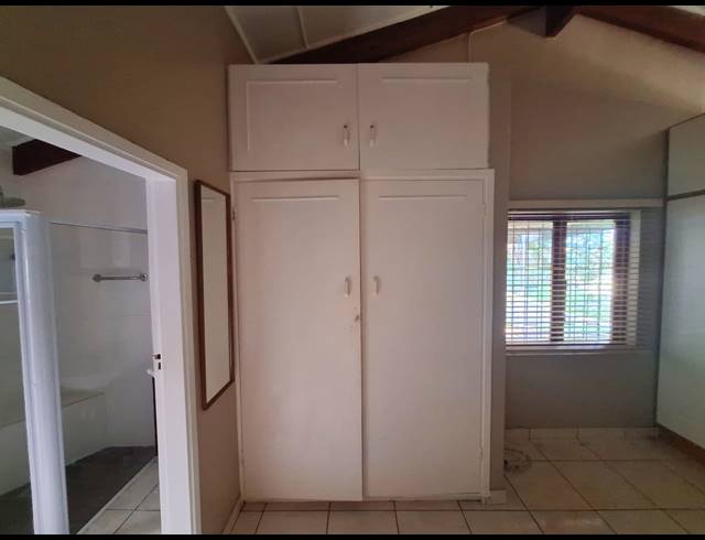 2 BEDROOM TOWNHOUSE FOR SALE IN SHELLY BEACH
